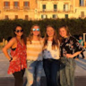 Meet your Posher, Jasmine